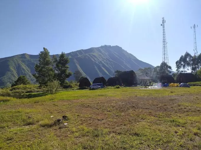 ホテル Cemara Siu Bungalow