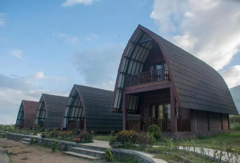 ホテル Cemara Siu Bungalow