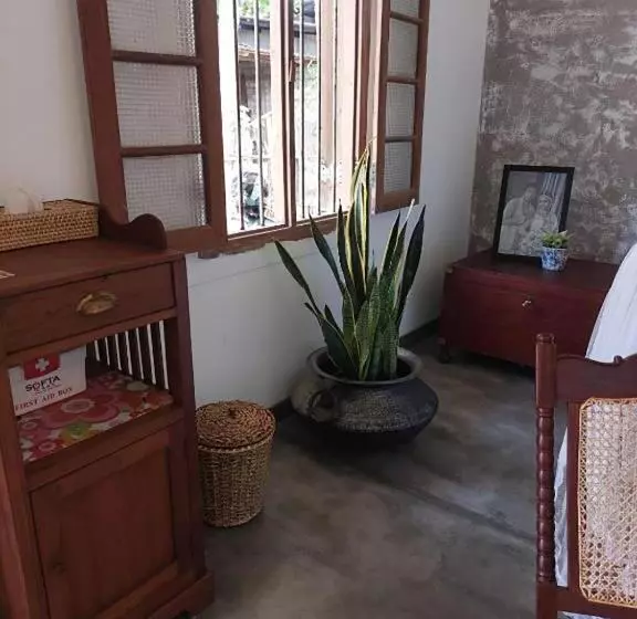 ホテル Dhyana Villa