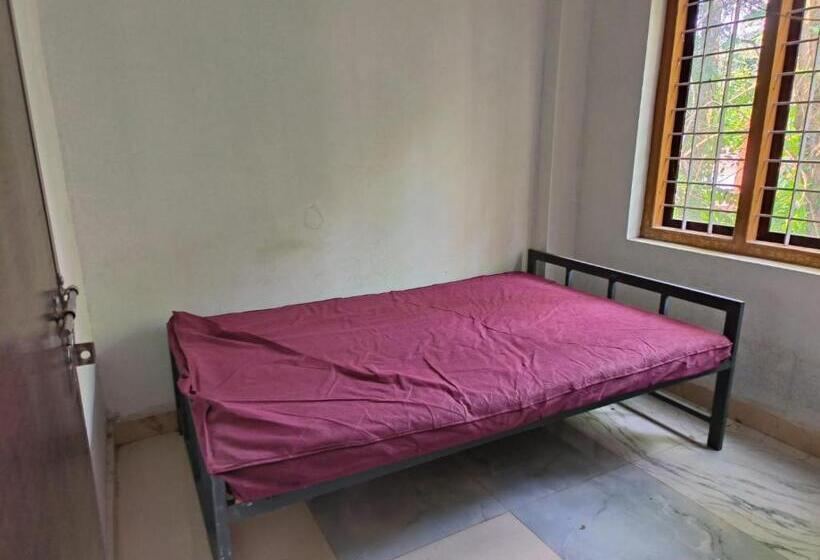 בית מלון כפרי Josco Residency