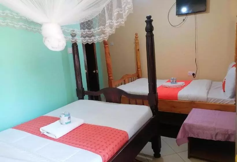 هتل Milimani Greens Inn