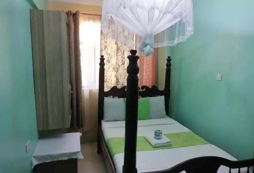 هتل Milimani Greens Inn