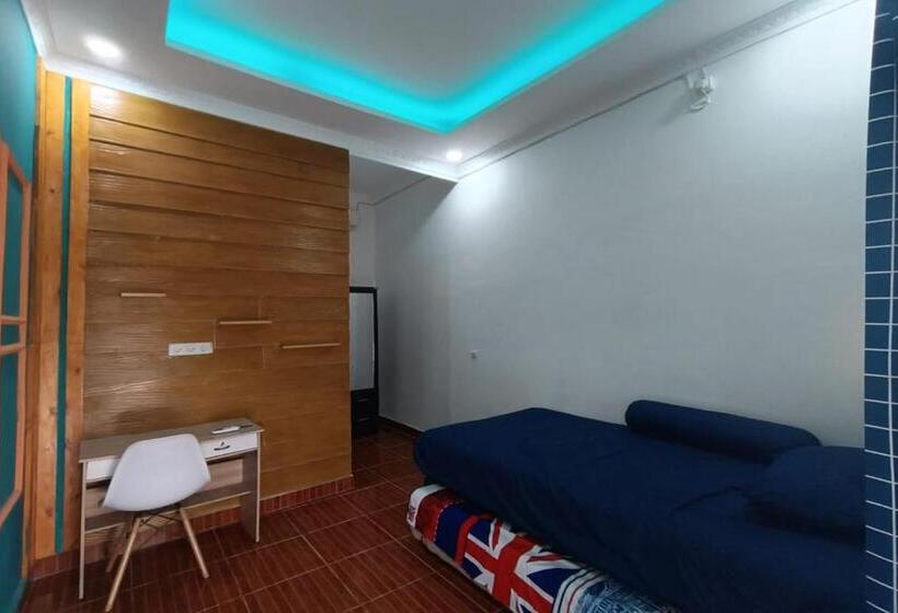 Otel Oyo Life 93158 Kost Asaka