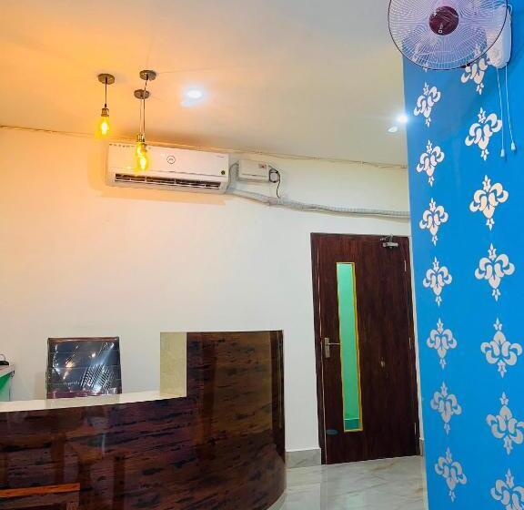 فندق Oyo Rain Guest House