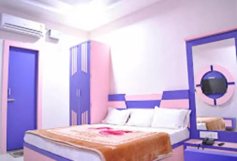 ホテル Varun Inn