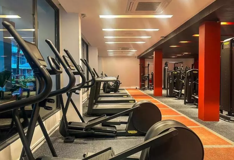 La Green Hotel And Residence