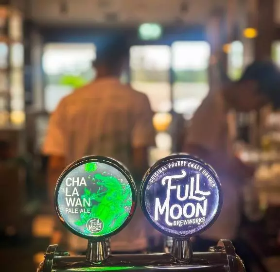 La Green Hotel And Residence