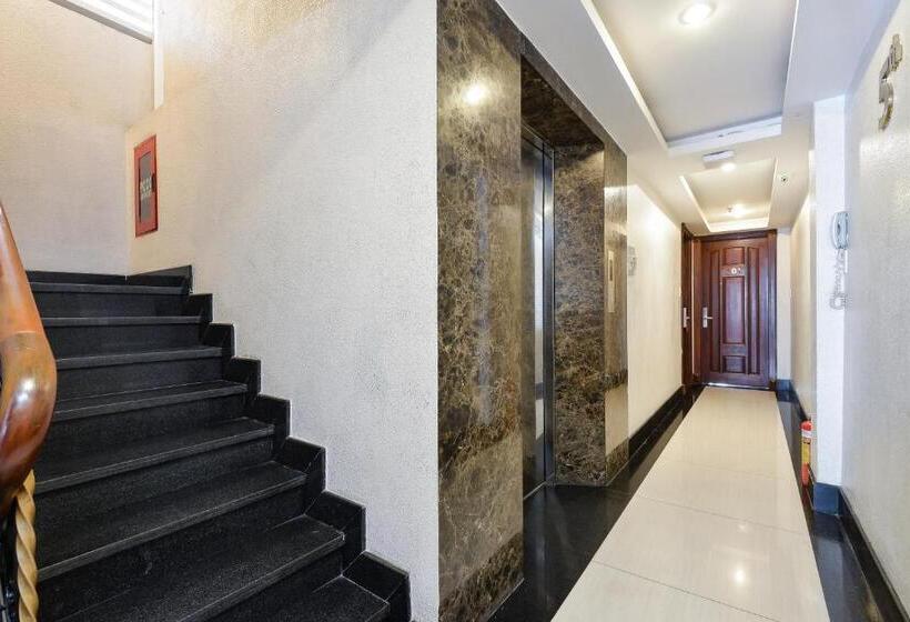 Lucky Star Hotel   Bui Vien Walking Street