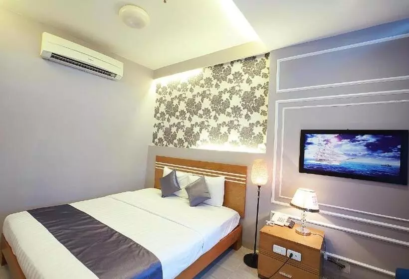 Lucky Star Hotel   Bui Vien Walking Street