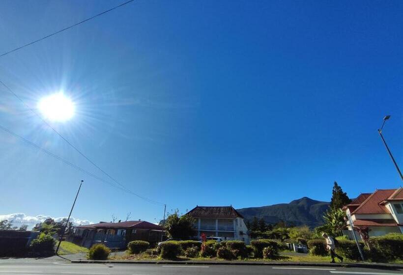 پانسیون Maison De Charme, En Plaine Poésie Chez L Habitant