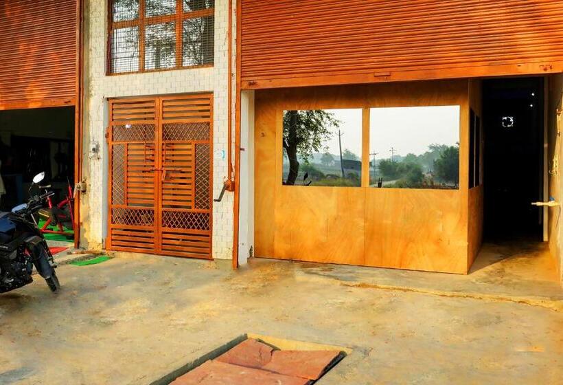 בית מלון כפרי O Nayara