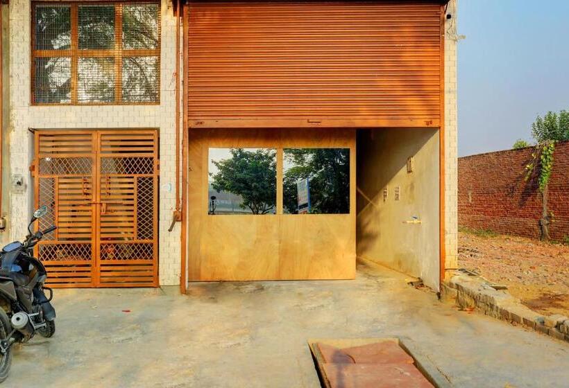 בית מלון כפרי O Nayara