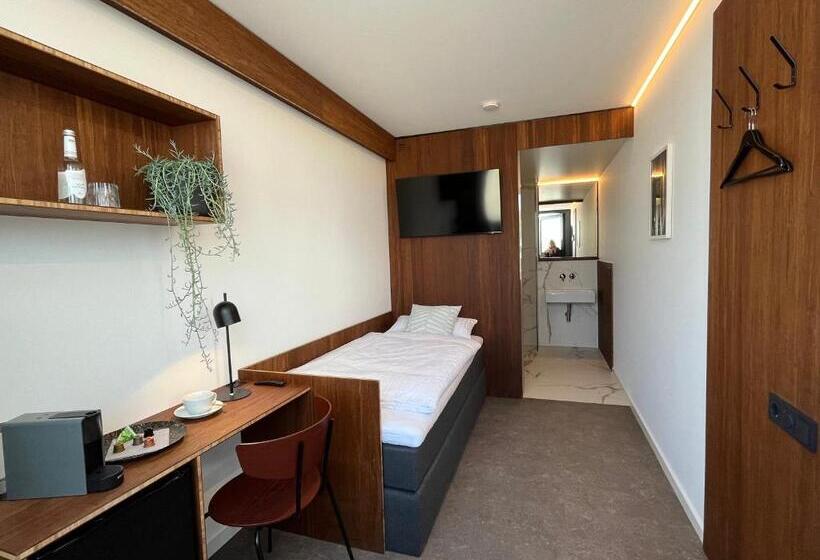 Tin Inn L Hückelhoven Einfach Gut Das Hotel Aus Hochwertig Ausgebauten überseecontainern