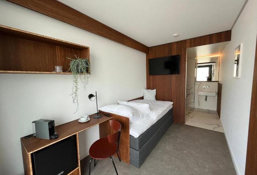 Tin Inn L Hückelhoven Einfach Gut Das Hotel Aus Hochwertig Ausgebauten überseecontainern