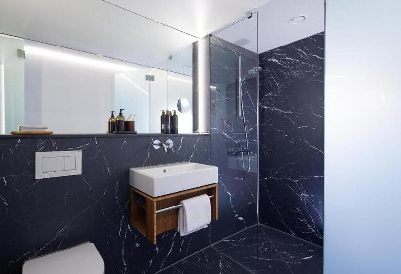 Tin Inn L Hückelhoven Einfach Gut Das Hotel Aus Hochwertig Ausgebauten überseecontainern