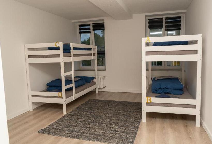 هاستل Downtown Apartments