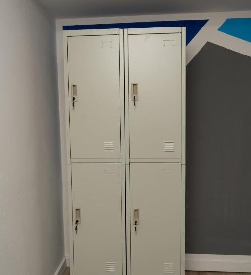 هاستل Downtown Apartments