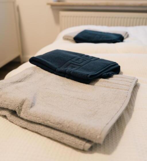 هاستل Downtown Apartments