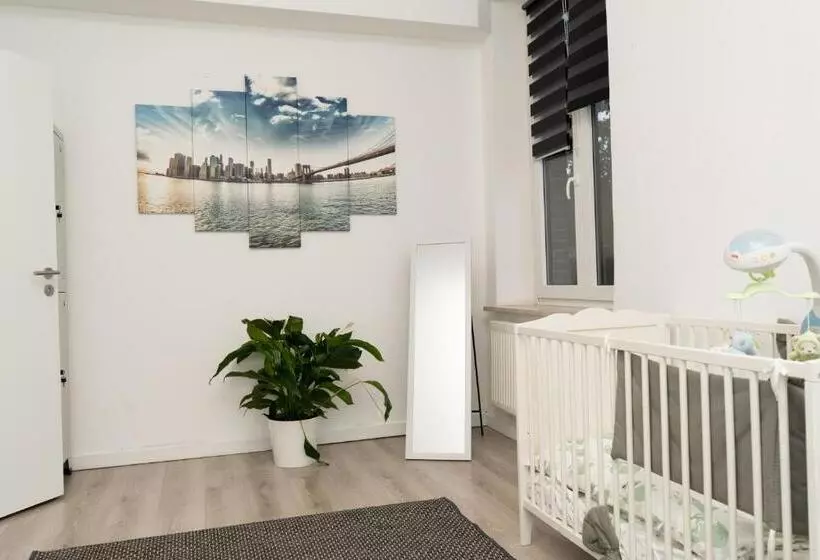 هاستل Downtown Apartments