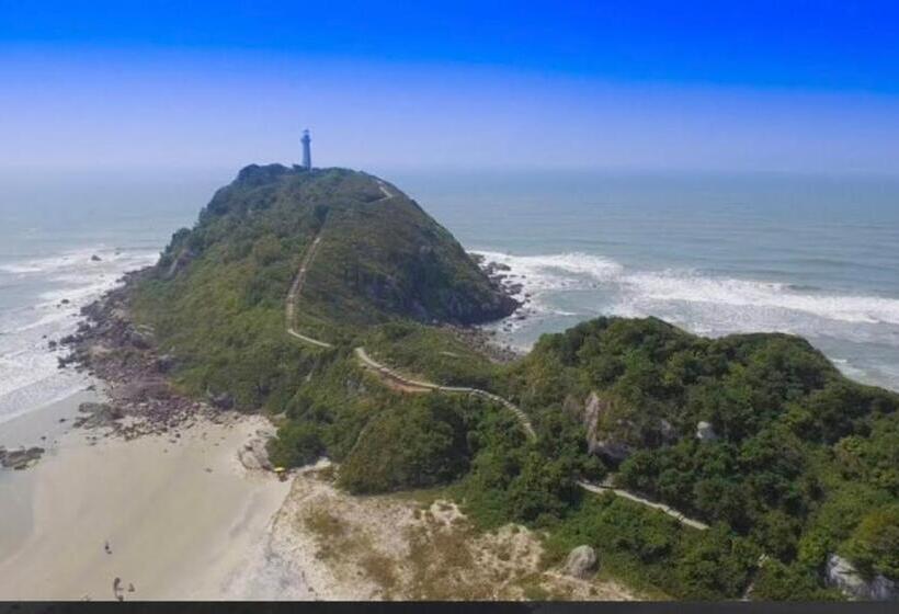 فندق صغير Ilha Do Mel Casa Familiar Quartos Economicos Nova Brasilia