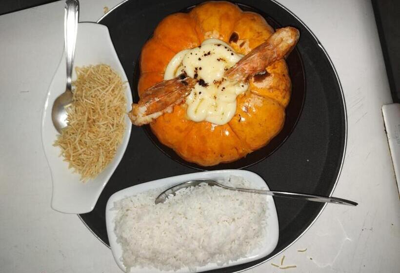 호스텔 Suites Vitasha  Natureza E Praia