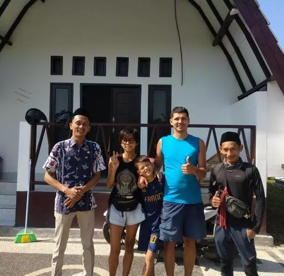 ベッドアンドブレックファースト D Liwatan Bungalow