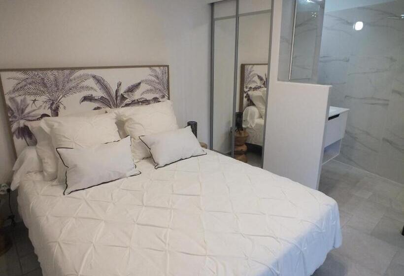 تختخواب و صبحانه Villa Créoléna