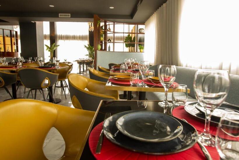 Fourteen Hotel Ain Sebaa