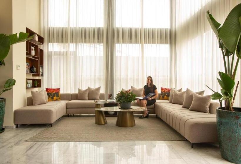 Fourteen Hotel Ain Sebaa