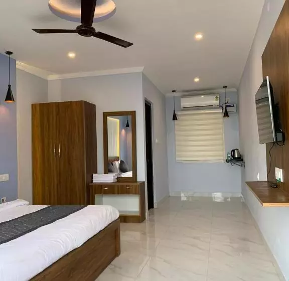 Ganeshwaram Hotel & Restaurant, Bhowali, Nainital