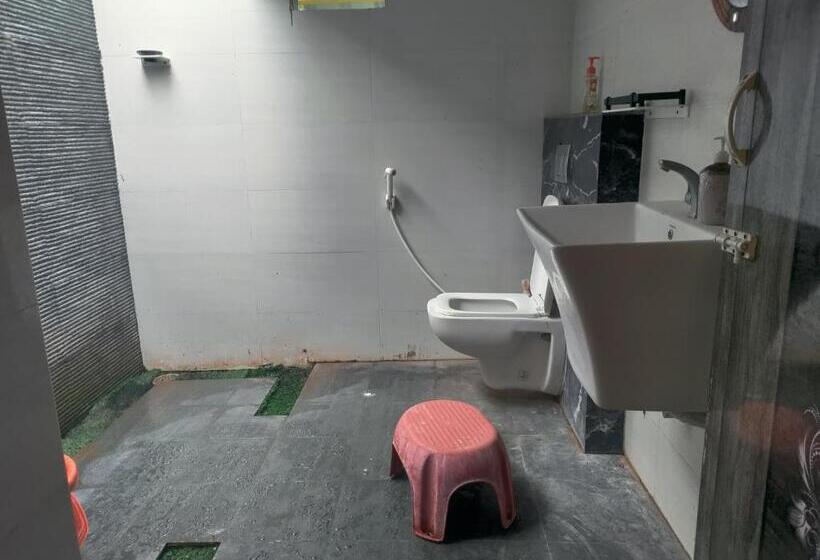 Hotell Ivory Daze Jungle Adventure Homestay