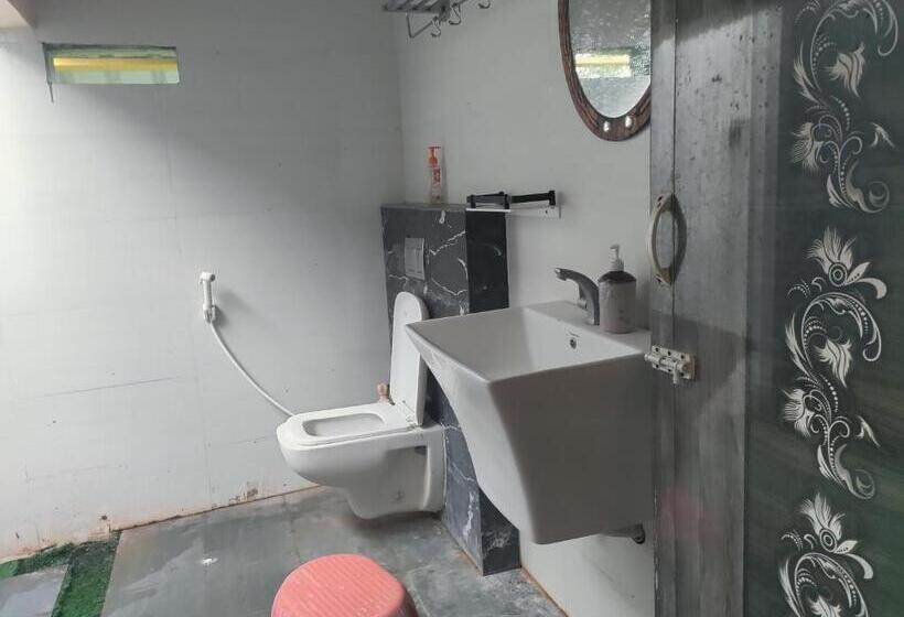 Hotell Ivory Daze Jungle Adventure Homestay