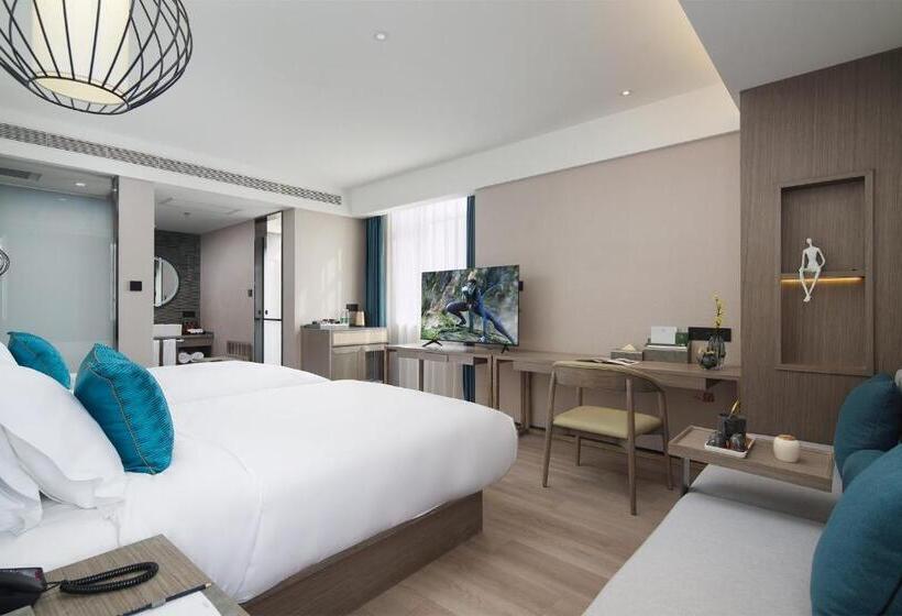 酒店 Mehood Lestie