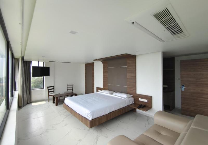 Hotel Merlot Leisures