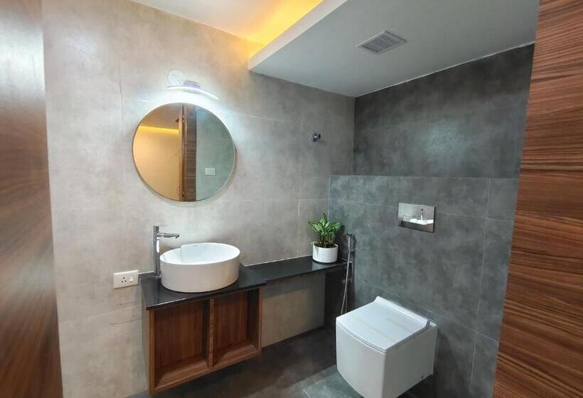 Hotel Merlot Leisures