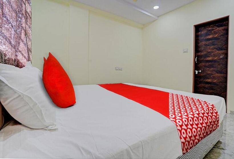 Hotelli Oyo Flagship Bluebird Service Apartment