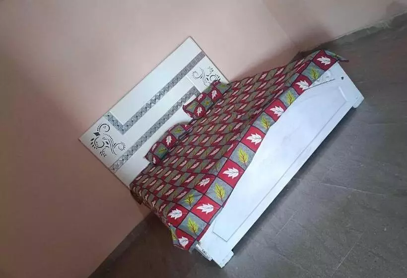 ホテル Oyo Maa Bhagwati Palace