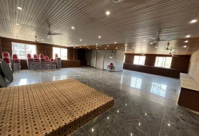 Hotel Pratap Heights