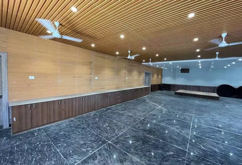 Hotel Pratap Heights