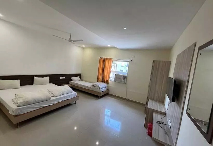 Hotel Pratap Heights