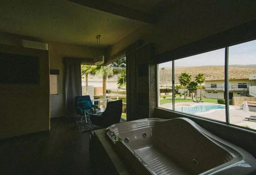 Hotelli Quinta San Carlos Ensenada