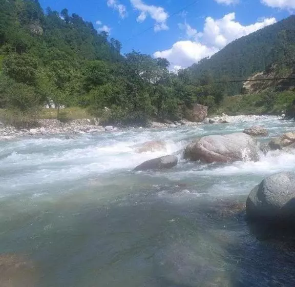 ホテル Rudraksh Barkot