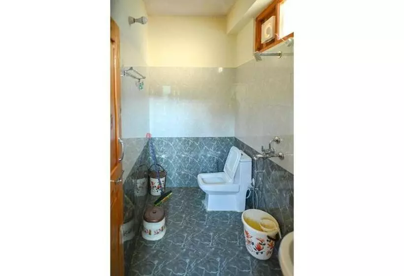 ホテル Saraj Valley Homestay Cheog