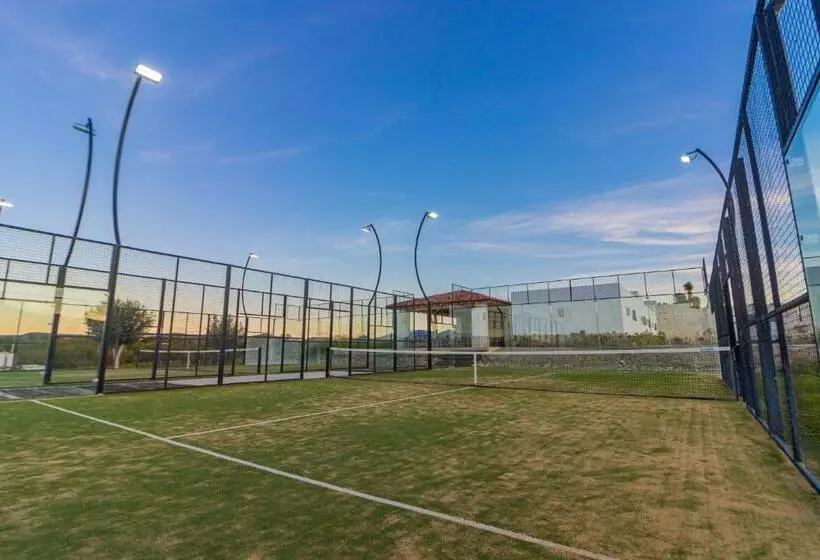 Hotelli Vinícola Parvada By Lumina