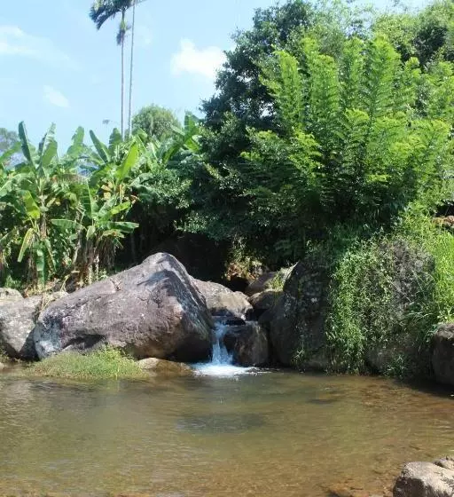 Hotelli World S End Base Eco Village