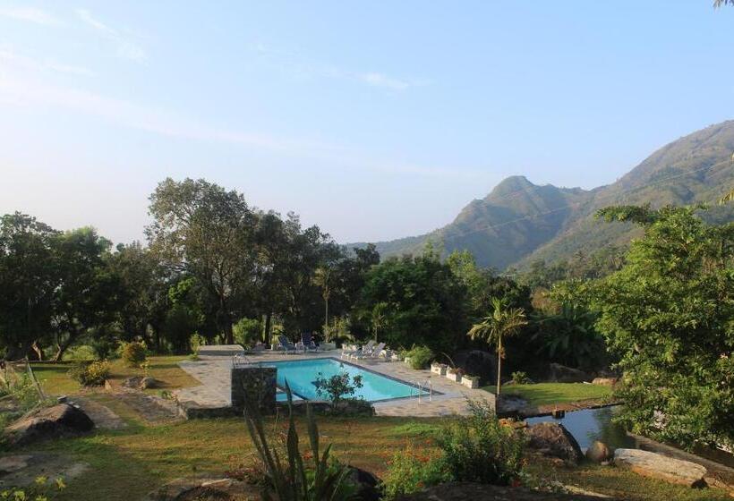 בית מלון כפרי World S End Base Eco Village