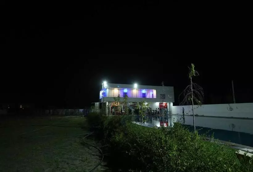 Mdr Hotel Mdr Resort & Swimming Pool