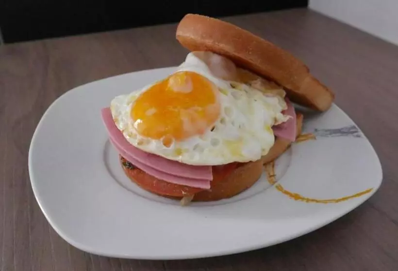 Park View Hostel&suites