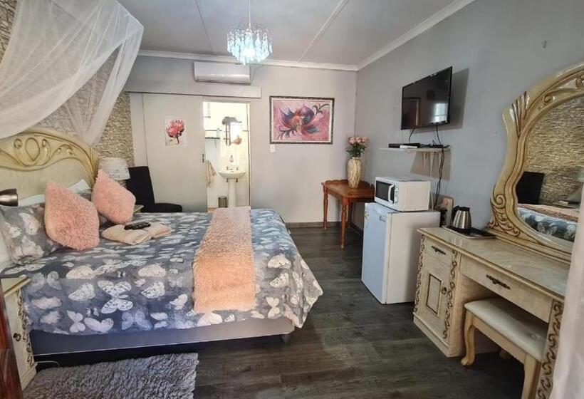 بنسيون De Oude Scholen Guest House