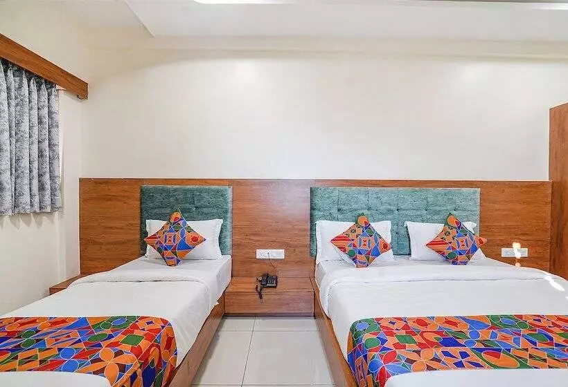 پانسیون Fabhotel Hk Villa